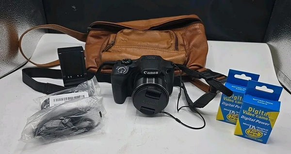 Canon PowerShot SX540 HS image