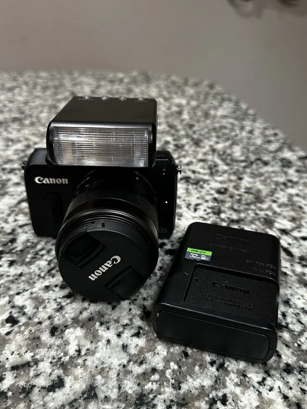 Canon EOS M image