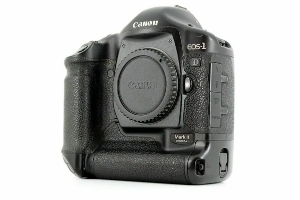 Canon 1D Mark II N image
