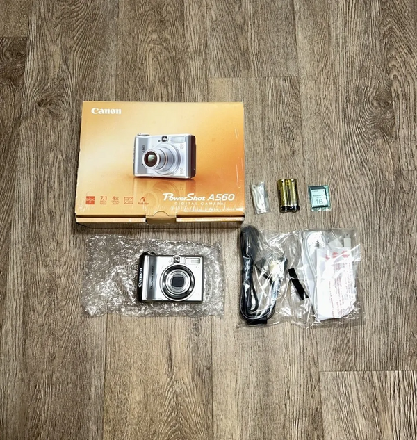 Canon PowerShot A560 image
