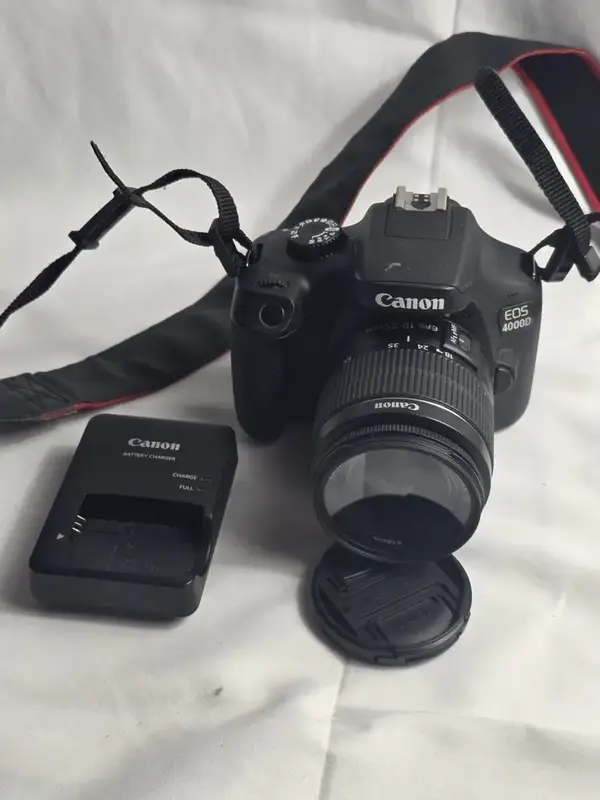 Canon Eos 4000d image