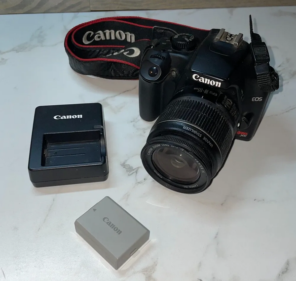 Canon Eos rebel xs image