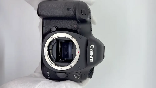 Canon Eos 5d mark iii image