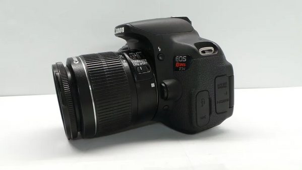 Canon Eos rebel t5i image