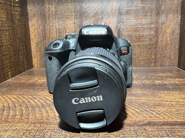 Canon Eos rebel t7i image