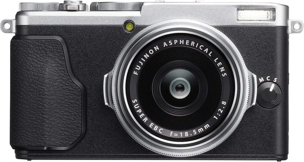 Fujifilm X70 image