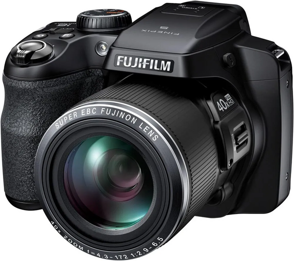 Fujifilm FinePix S8200 image