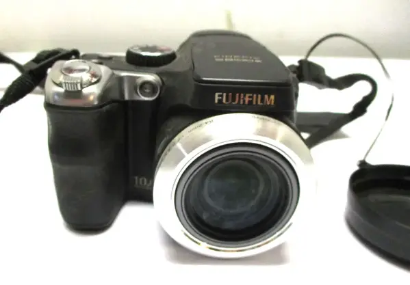 Fujifilm S8100fd image
