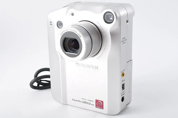 Fujifilm 6800Z image