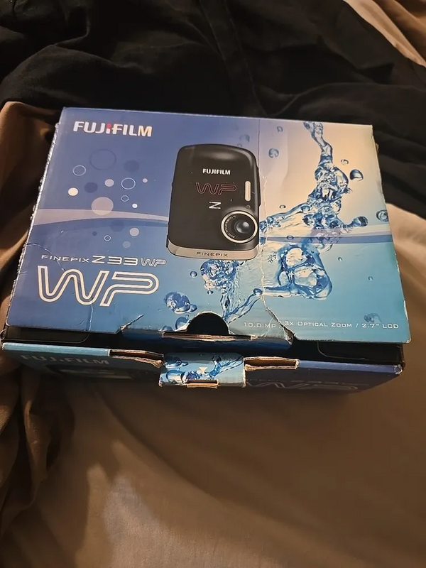 Fujifilm Z33WP image