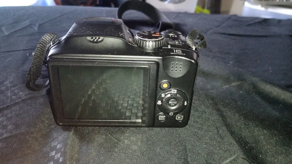 Fujifilm FinePix S4800 image