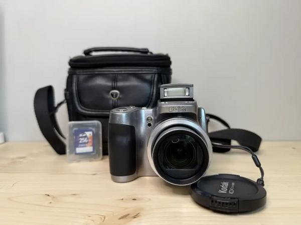 KODAK Easyshare z740 image