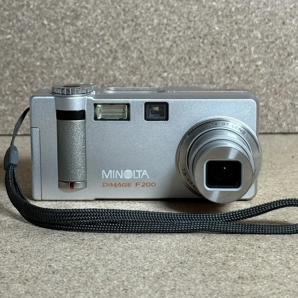 Minolta F200 image