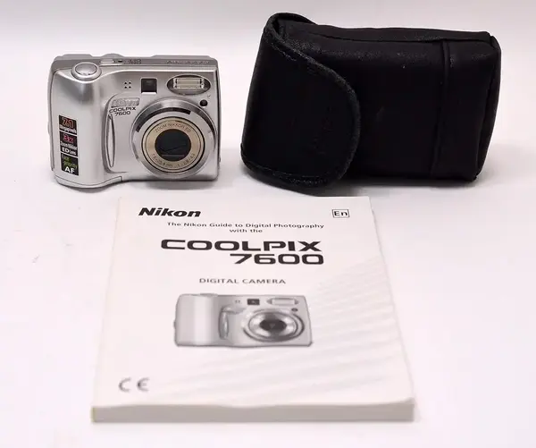 Nikon 7600 image