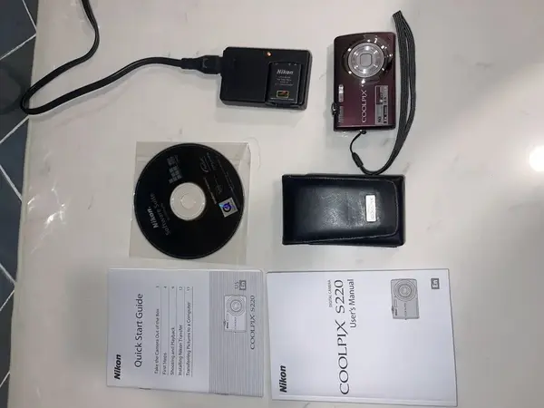Nikon Coolpix s230 image