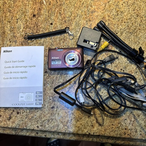 Nikon Coolpix S4100 image