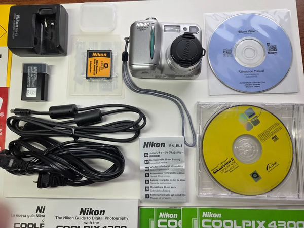Nikon Coolpix 4300 image