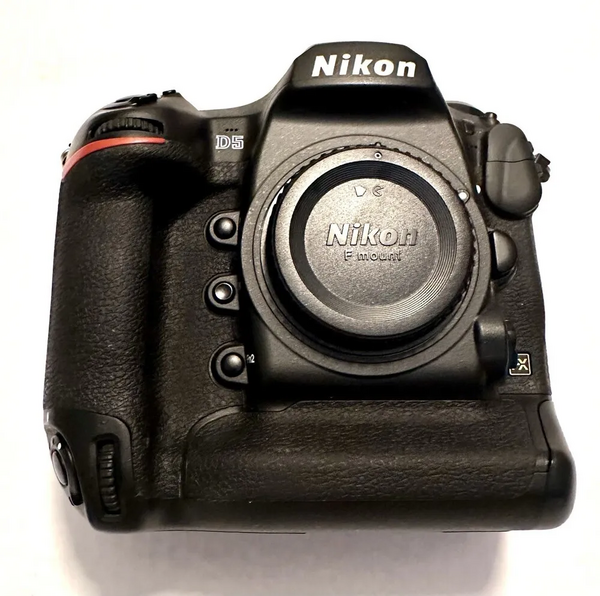 Nikon D5 image