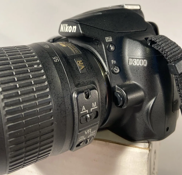 Nikon D3000 image