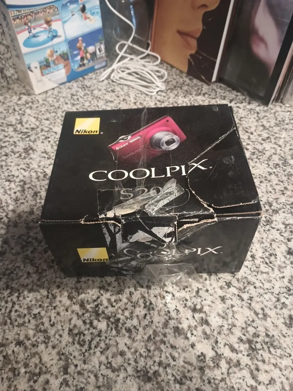 Nikon S205 image