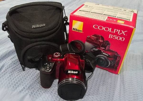 Nikon Coolpix b500 image