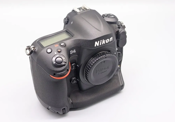 Nikon D4 image