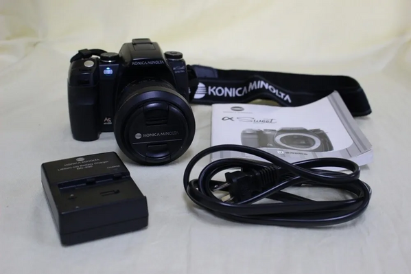 No Brand SLR Digital image