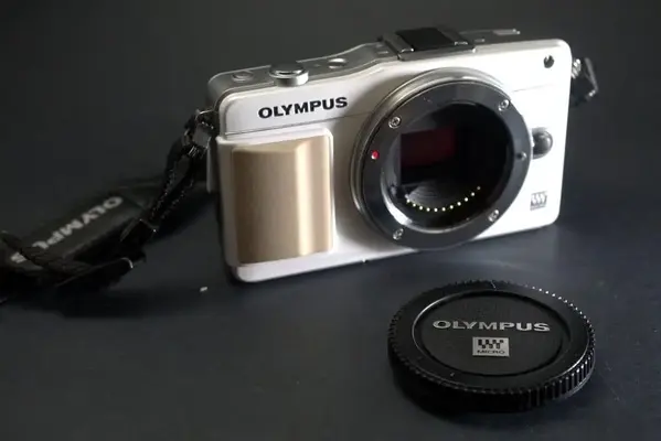 Olympus E-PM2 image