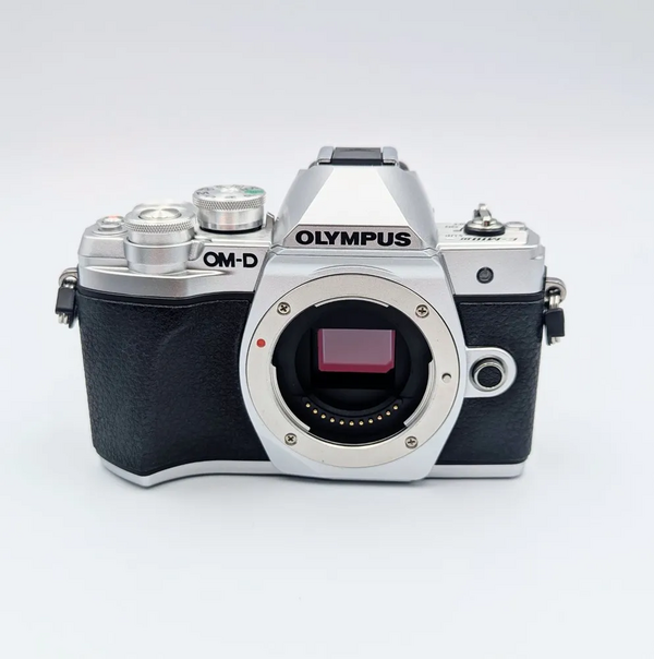 Olympus OM-D E-M10 Mark III image