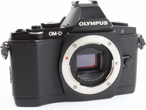 OM SYSTEM OM-D E-M5 image
