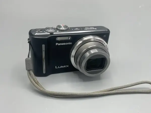 Panasonic DMC-ZS6 image