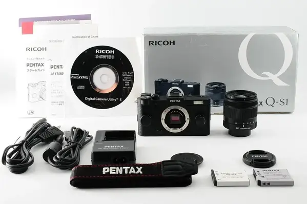 Pentax Q-S1 image