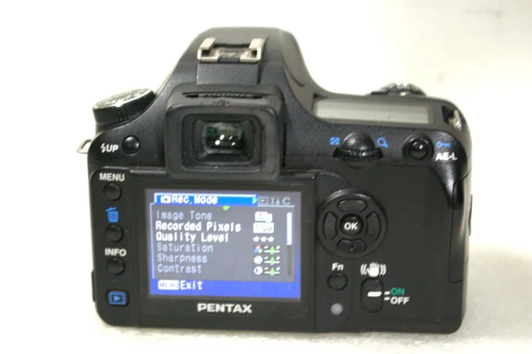 Pentax K100D image