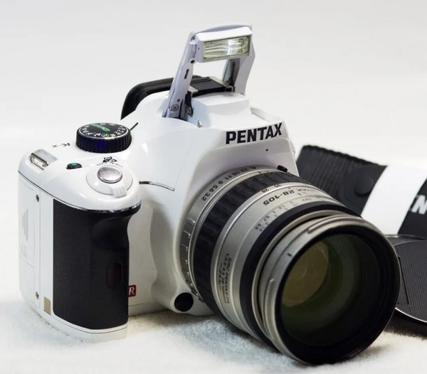 Pentax K-x White image