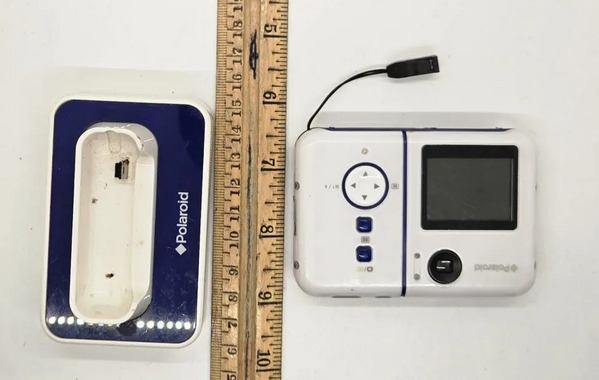 Polaroid I zone 310 image