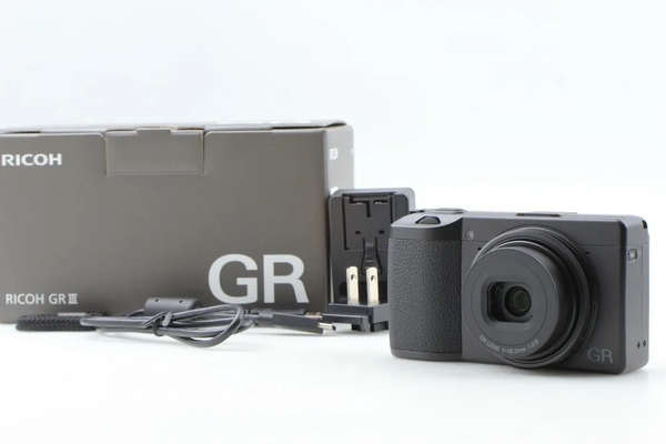 Ricoh GR III image