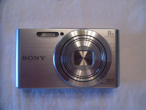 Sony DSC-W830 image