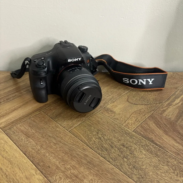 Sony Alpha 57 image