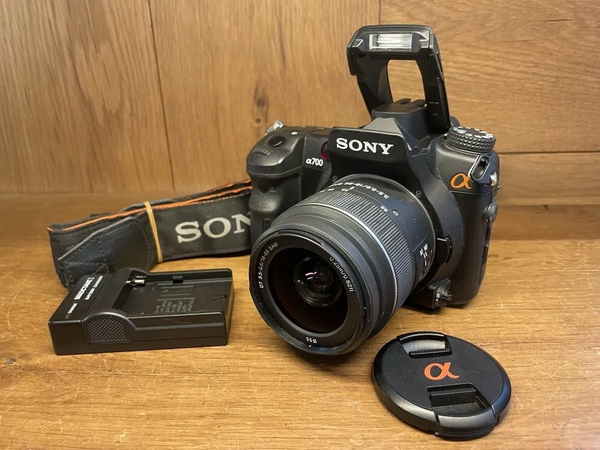 Sony Alpha 700 image