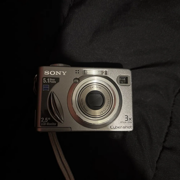 Sony W570 image