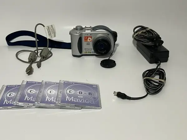 Sony CD200 image