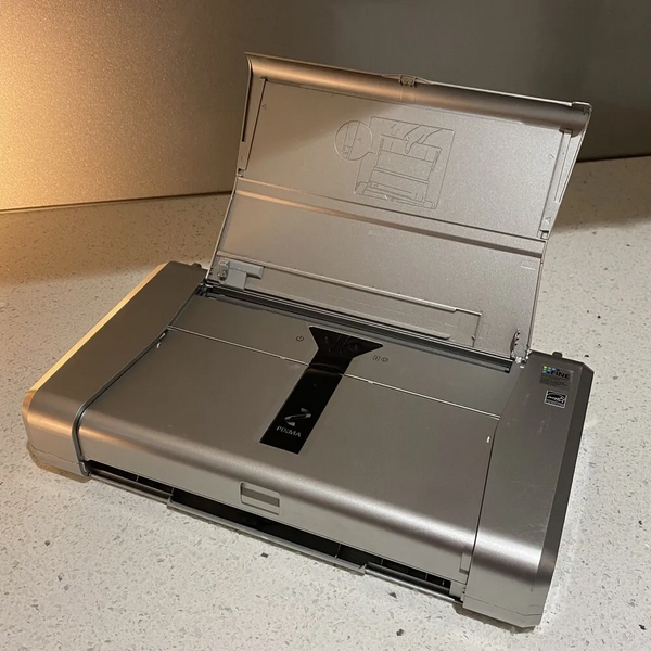 Canon Pixma ip100 image