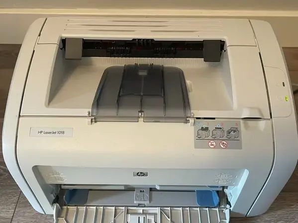 HP LaserJet 1018 image