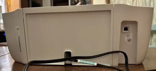 HP DeskJet 2742e image