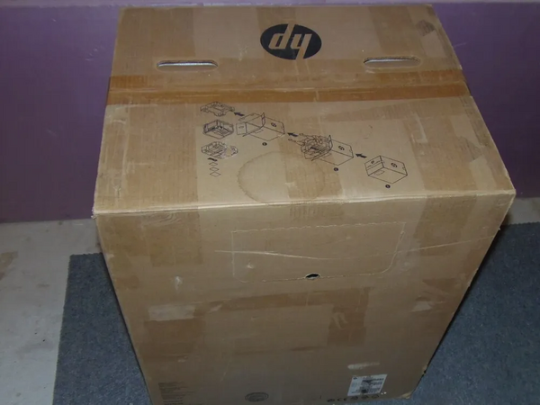 HP LaserJet CP3525N image