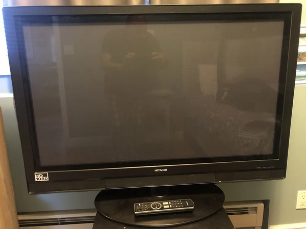 Hitachi P42T501 image