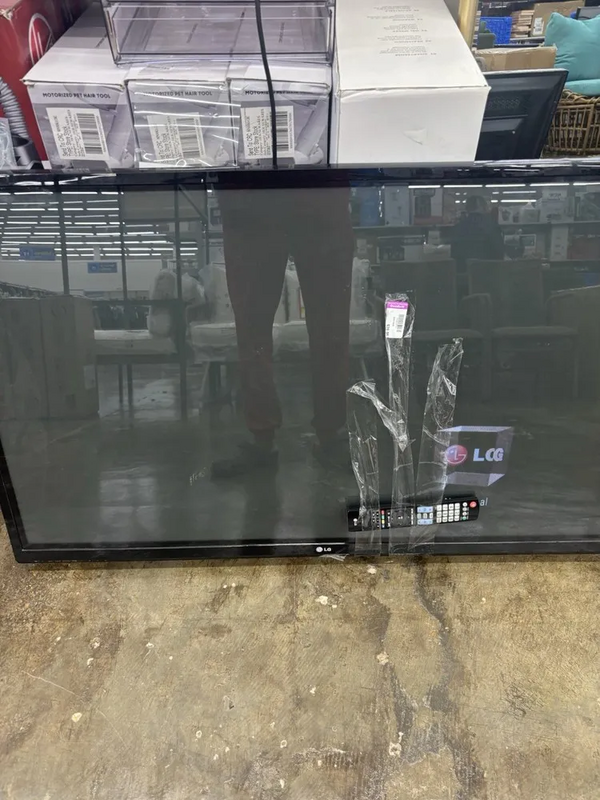 LG 42LM3700-UC image