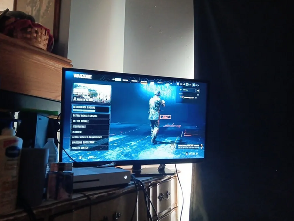 LG 42le5400-uc image