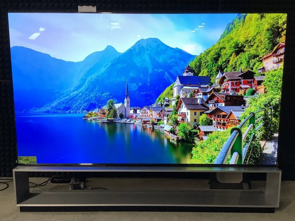 LG Oled88z2pua image