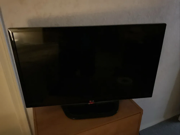 LG 32LN530B image